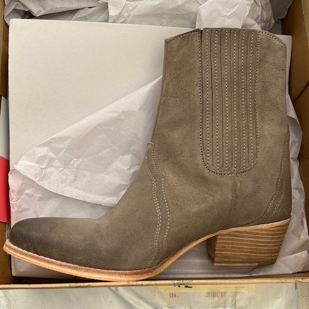 Suede Chelsea boot - Free People